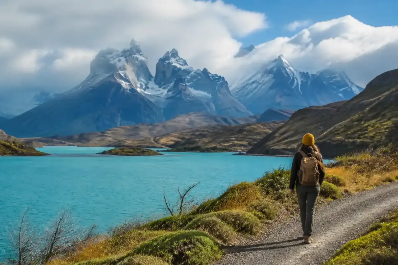 Paysage grandiose et sauvage de la Patagonie argentine sous un ciel chargé